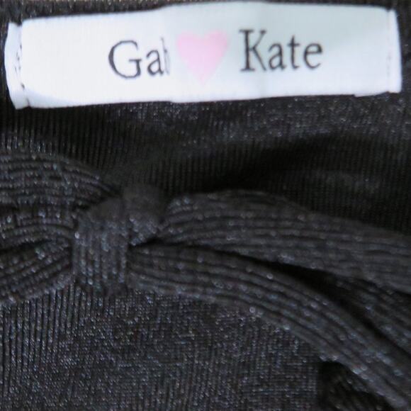 Gab & Kate Cut Out Long Sleeve Crop Top Stretch Black Sz Medium NWOT - Picture 5 of 7